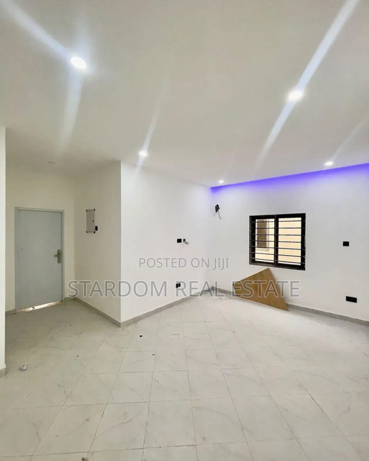 4bdrm Duplex in Adjiriganor for rent