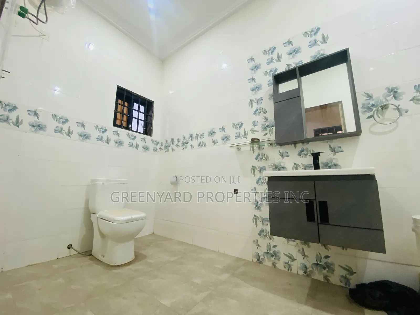 4bdrm House in East Legon for sale