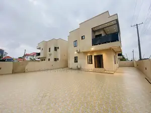 4bdrm House in East Legon for sale