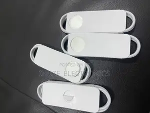 Apple Watch Magnetic Fast Charger to USB-C Cable (1 M)