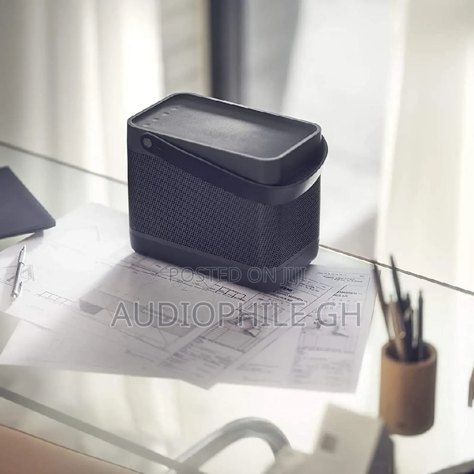 Bang Olufsen Beolit 20
Powerful Bluetooth Speaker