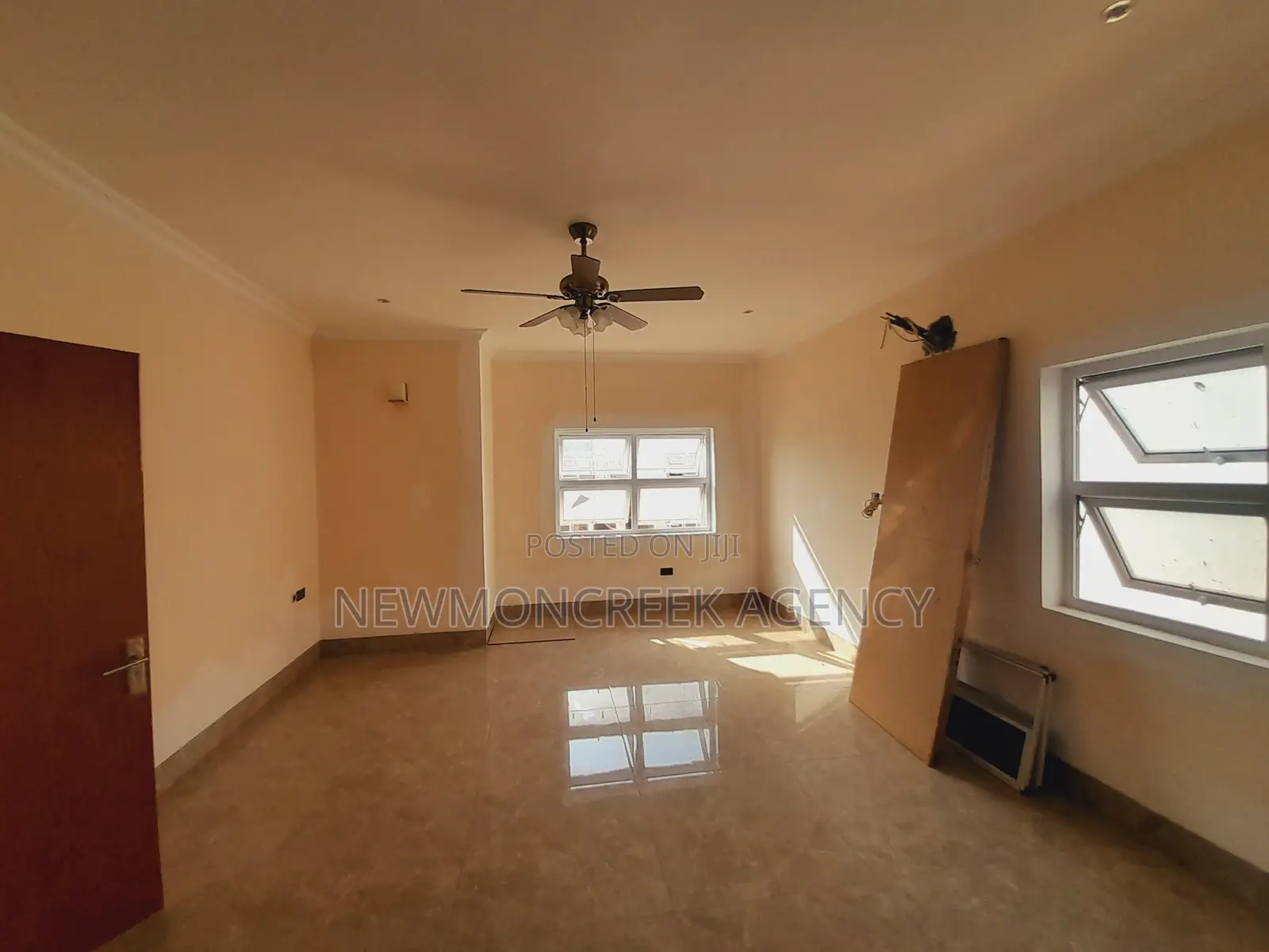 4bdrm Duplex in Adjirigannor Estate, Accra Metropolitan for sale