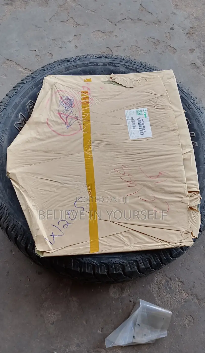 Mercedes-Benz - C300/W205 - All Kinds of Door Glass