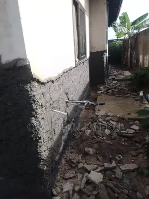 Damp Treatment in Building and Concrete Walls