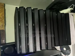 Playstation 4 Slim