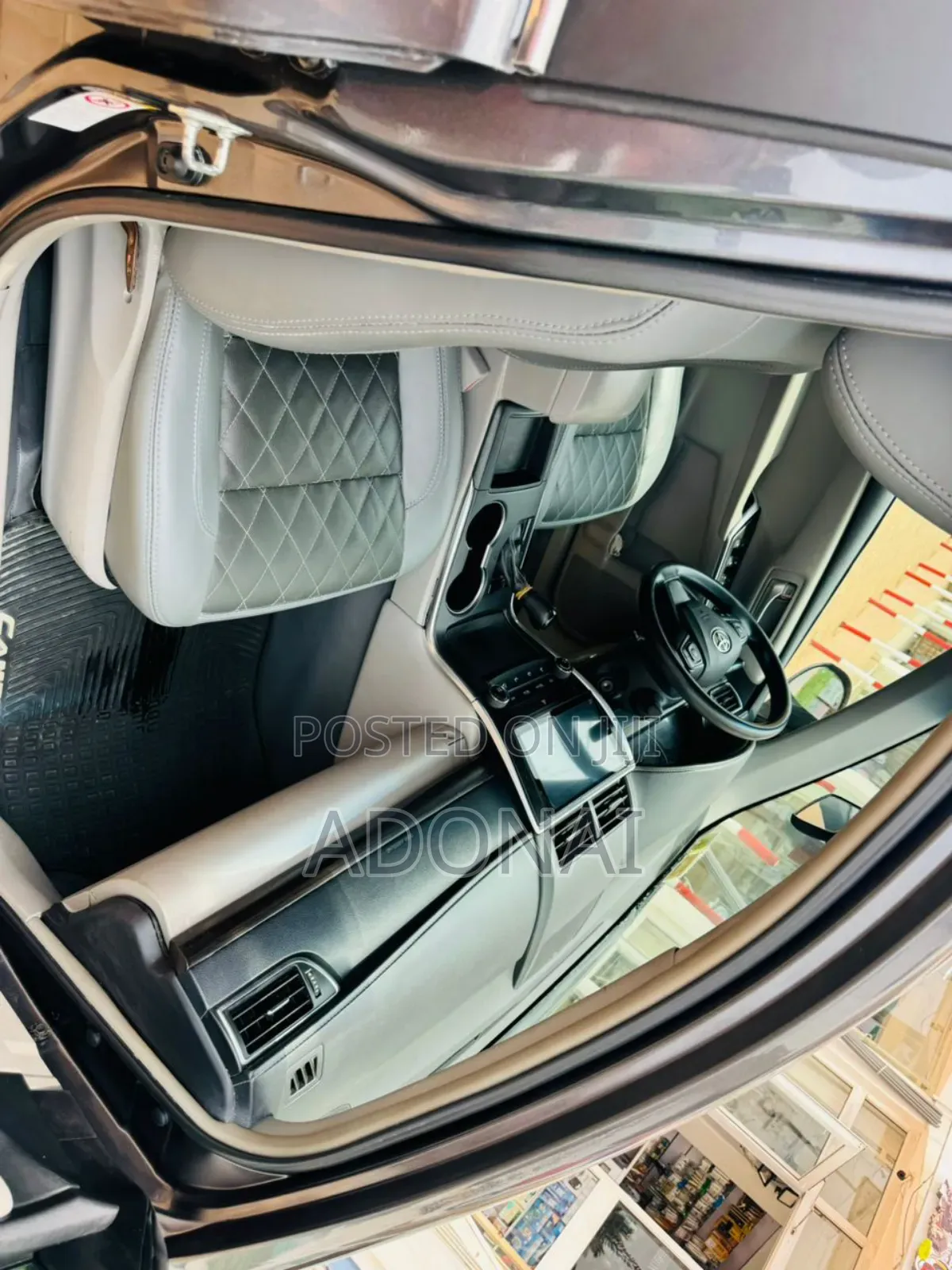 Executive Toyota Camry for Rental Services