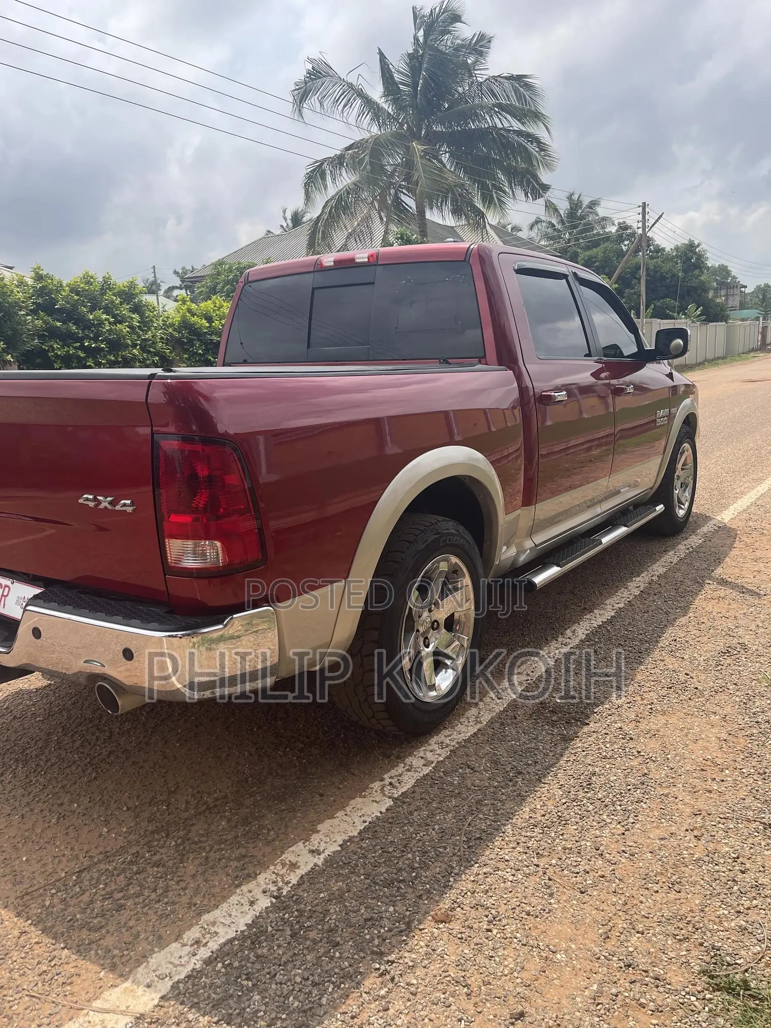 Dodge RAM 1500 Crew Cab 4x4 Laramie 2010 Red