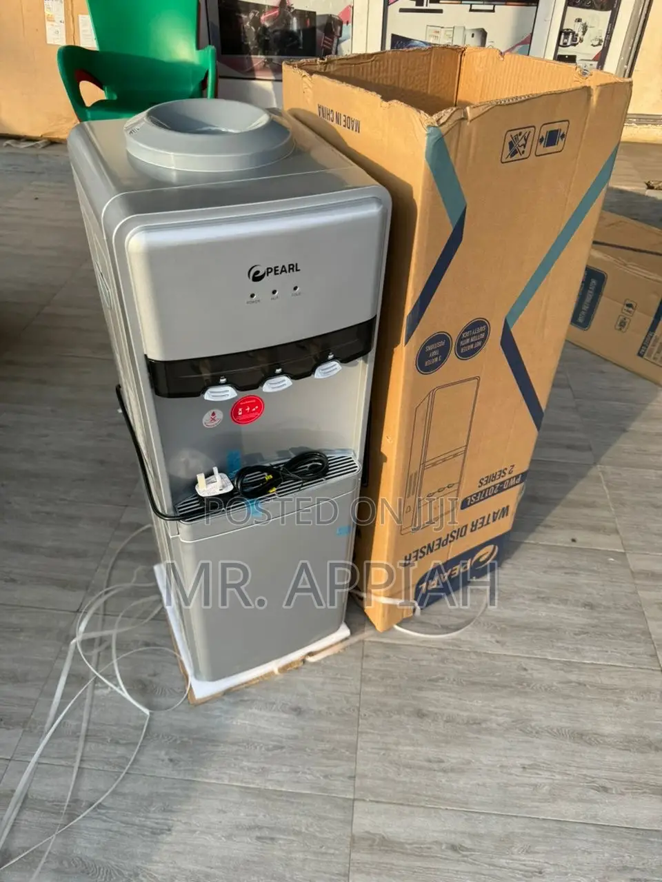 Fabulous Pearl PWD-2017 FSL 3 Tray Electric Water Dispenser