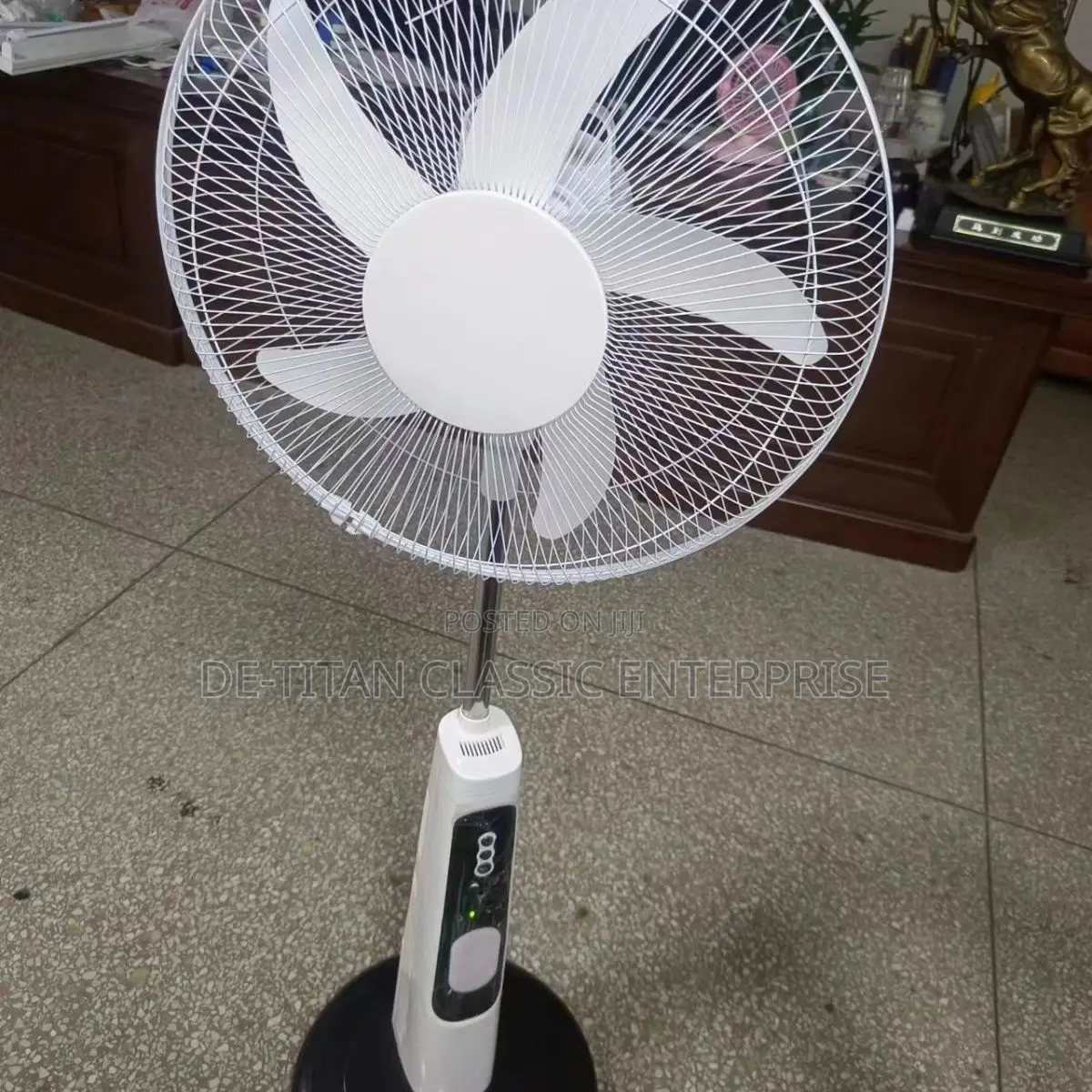 Rechargeable Electric/Solar Fan With Solar Panel-16"
