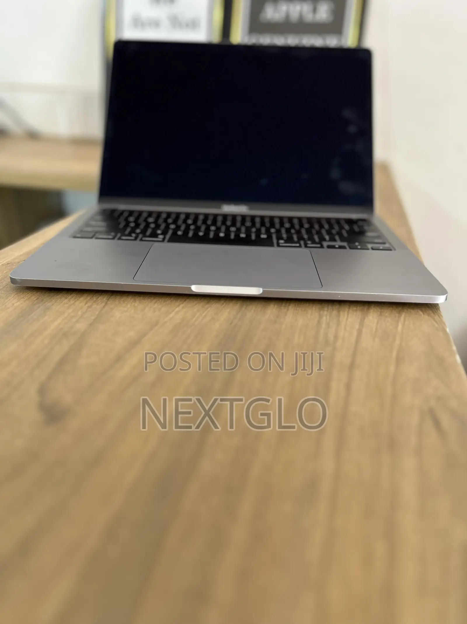 Laptop Apple MacBook Pro 8GB Intel Core i5 SSD 256GB