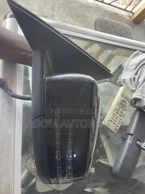 Mercedes Benz C250 Side Driving Mirror