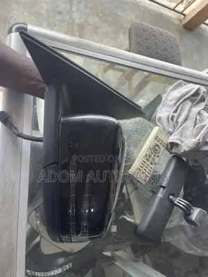 Mercedes Benz C250 Side Driving Mirror