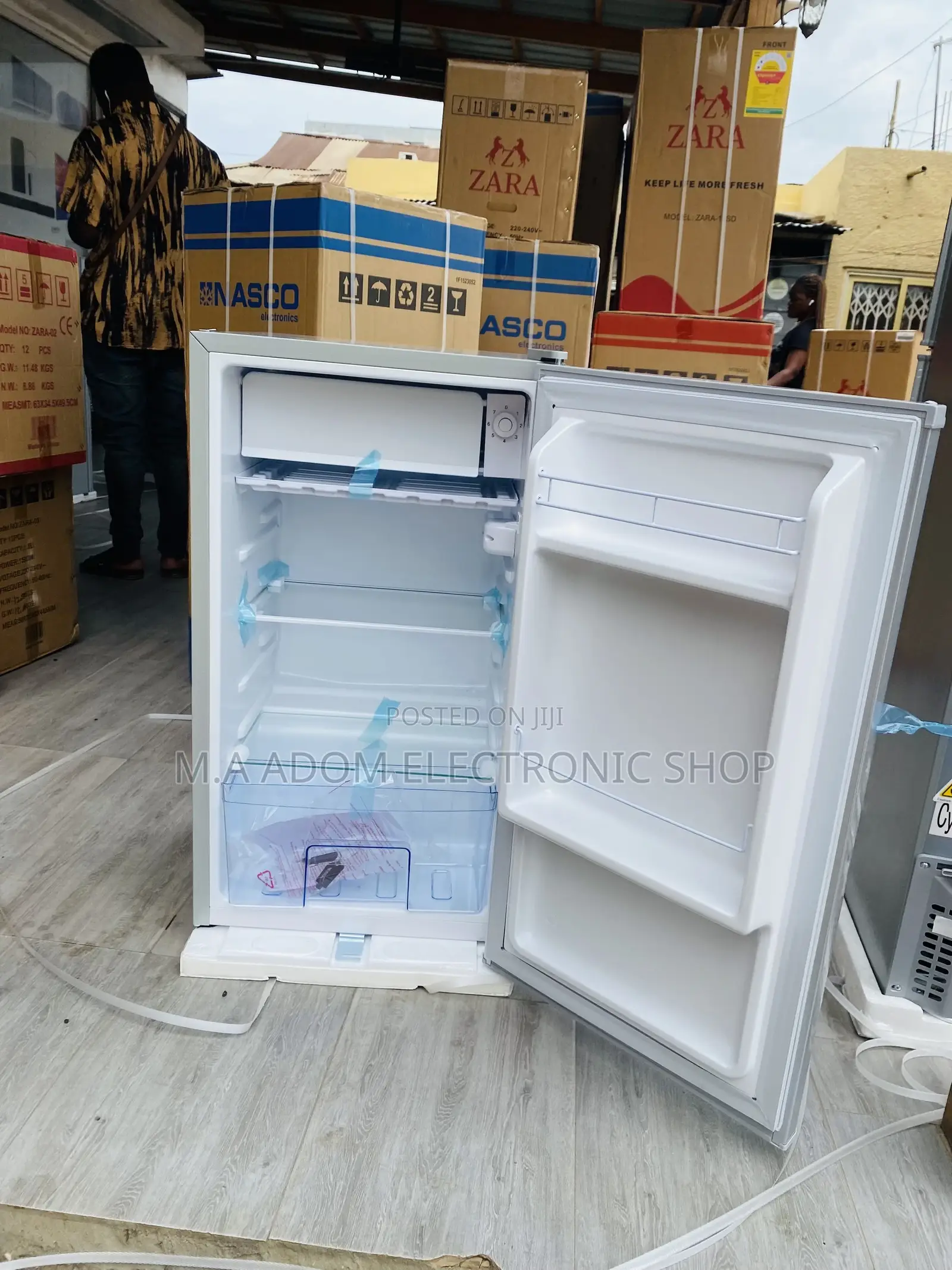 Energy Saving Zara Single Door Table Top Fridge(1-11s).