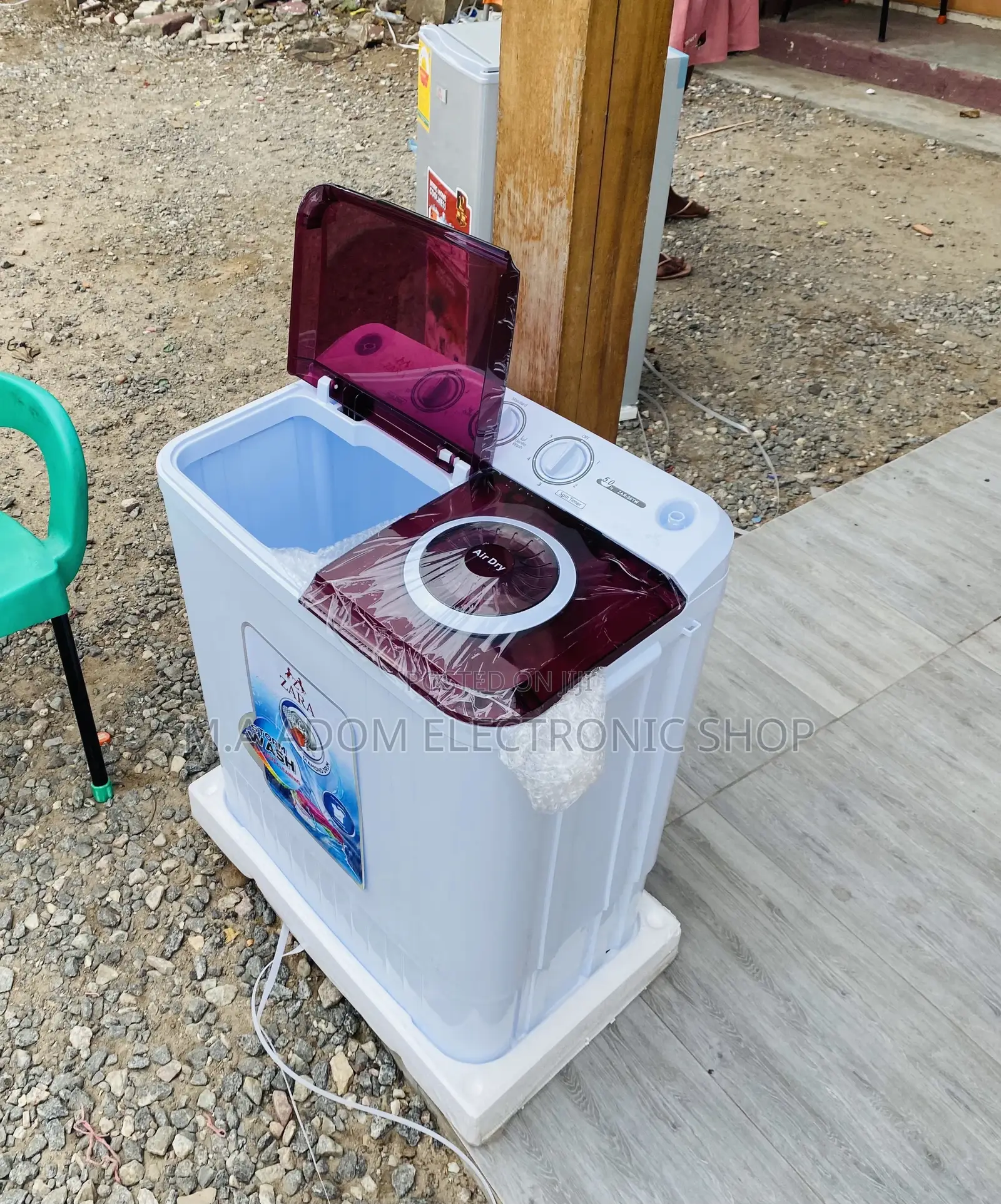 Quality Zara Semi-Automatic 5kg Twin Tub Washing Machine.