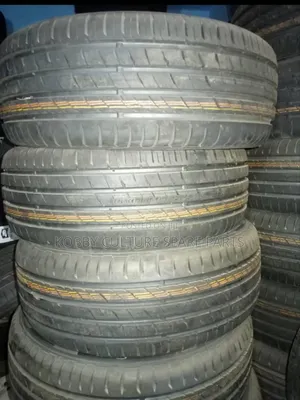 Original 215/55r17 Tyres Available for All Cars