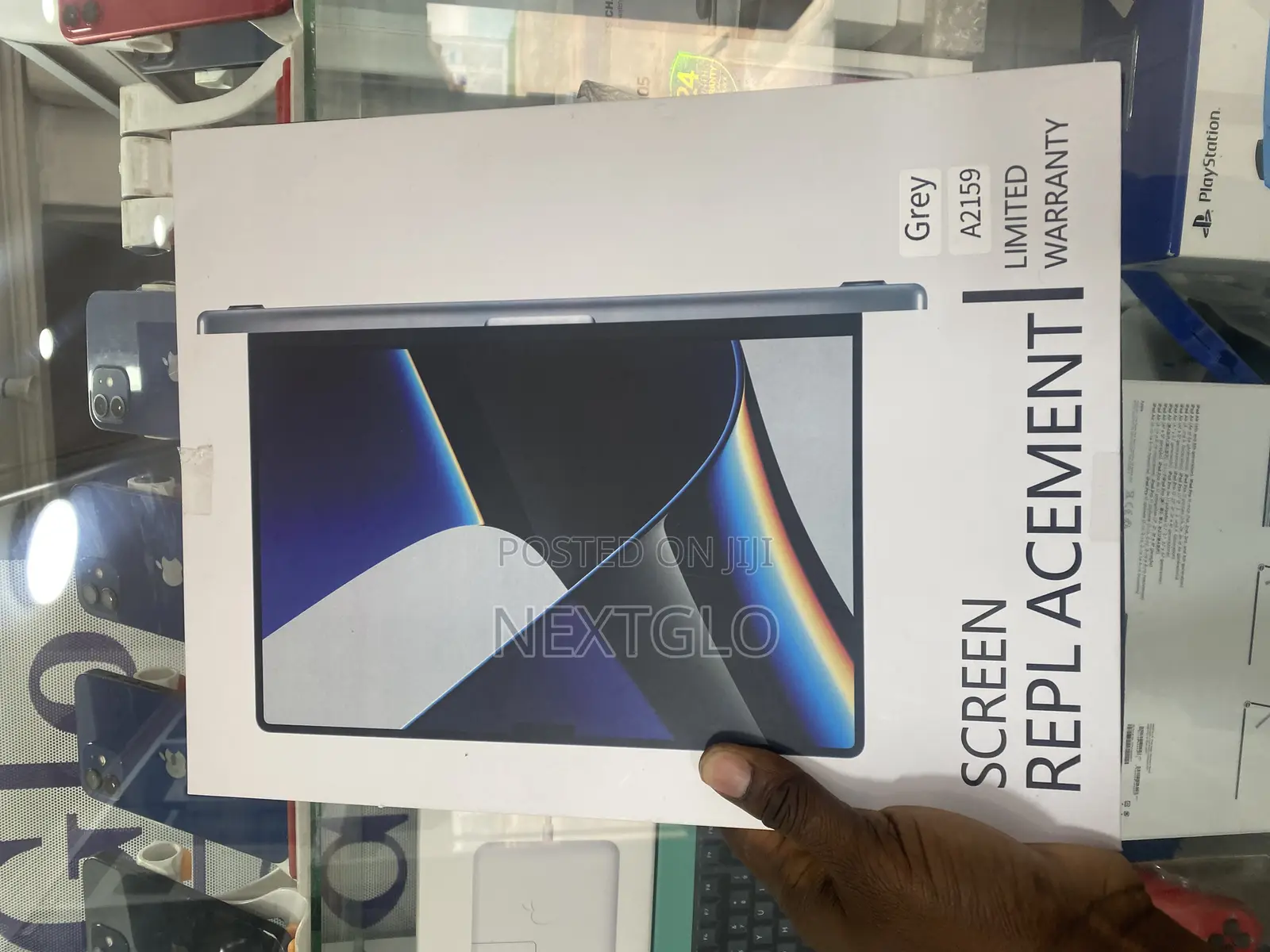 Macbook Screens