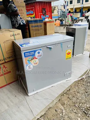 Super Cooling Nasco Nas210 Single Door Chest Freezer.