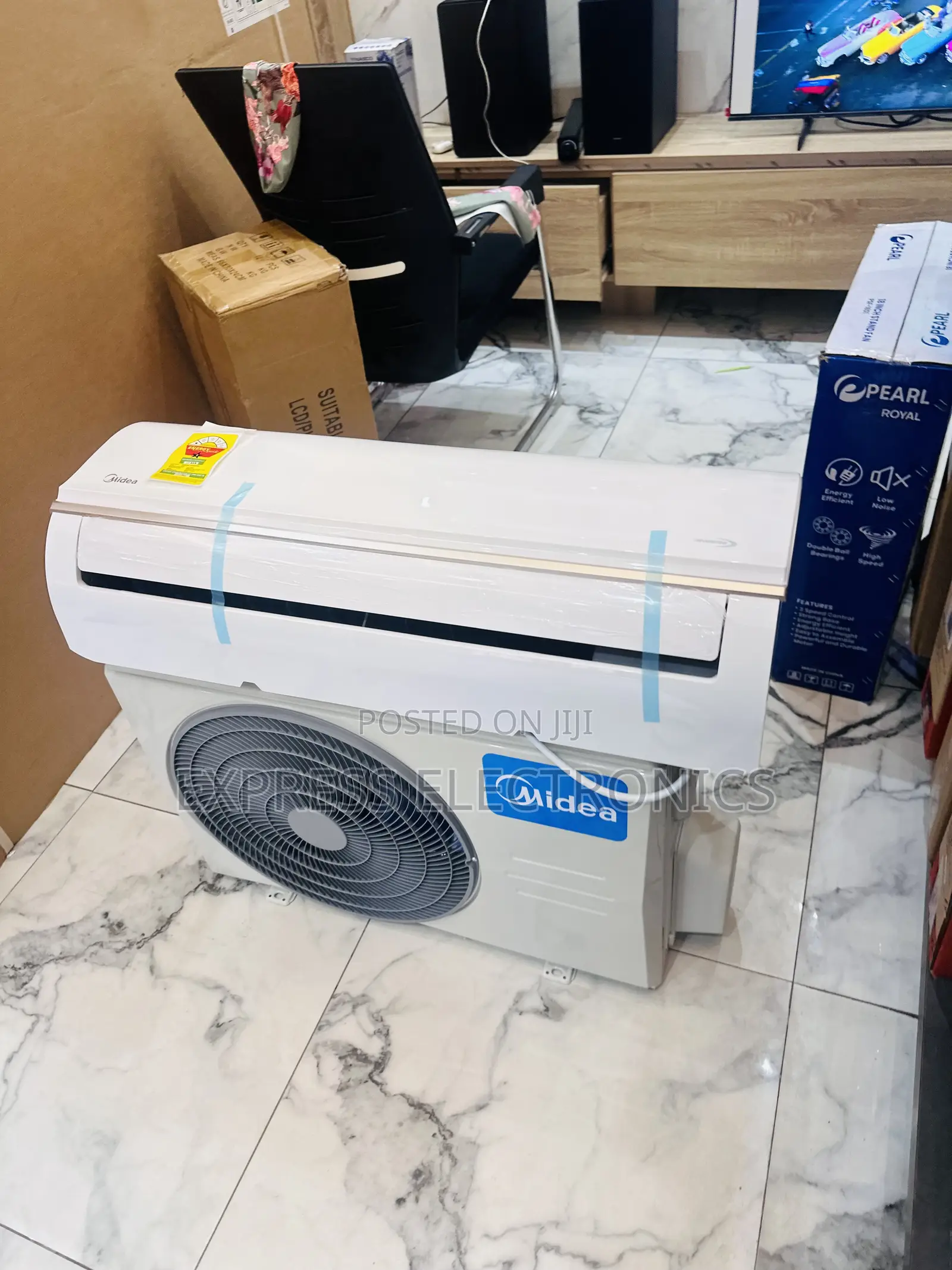 2.0hp Split Inverter Midea White Air Conditioner.* 