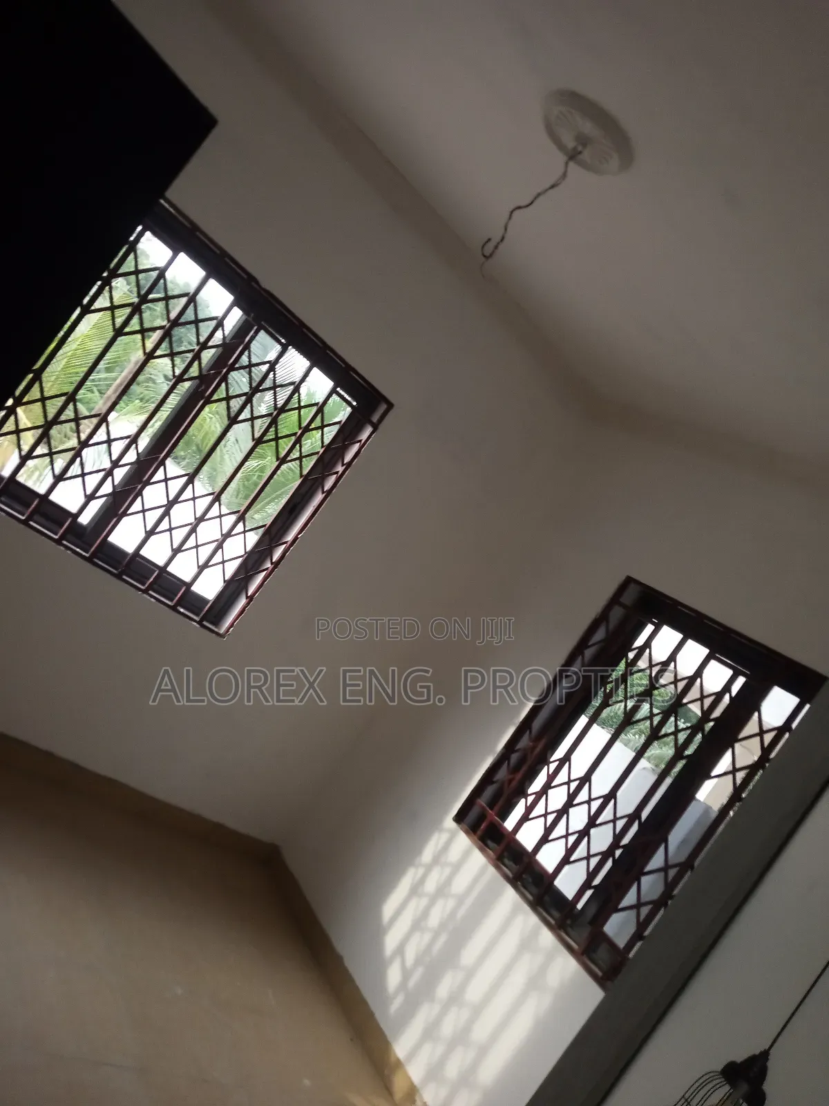 3bdrm House In Amrahia, Adenta For Sale