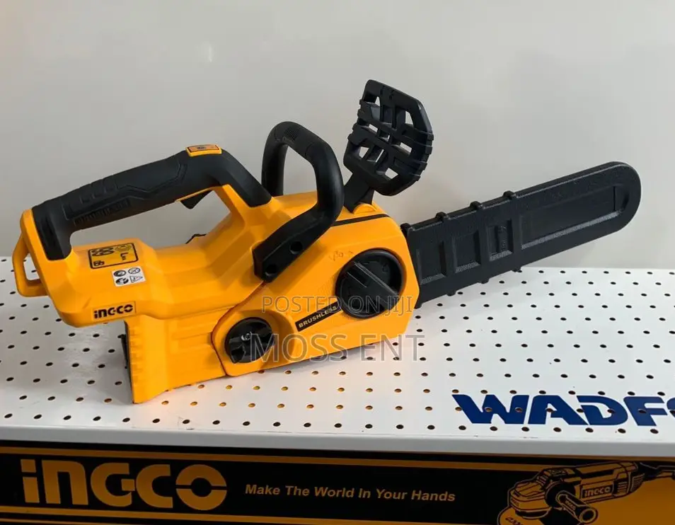 Ingco Cordless Chain Saw 20v 12" + Accessories - Cgsli20128