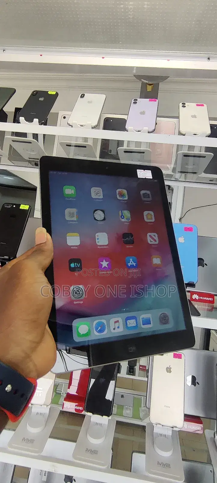 Apple iPad Air 16 GB Gray