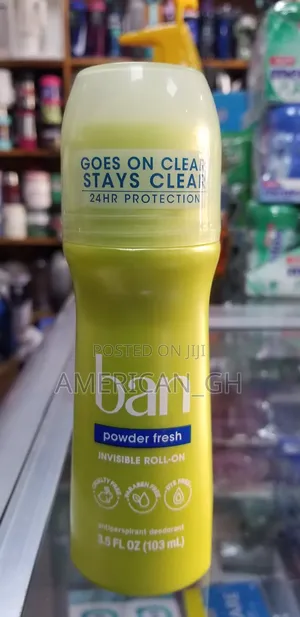 Ban Powder Fresh Invisible Roll-On