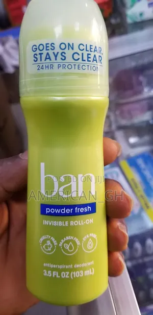 Ban Powder Fresh Invisible Roll-On