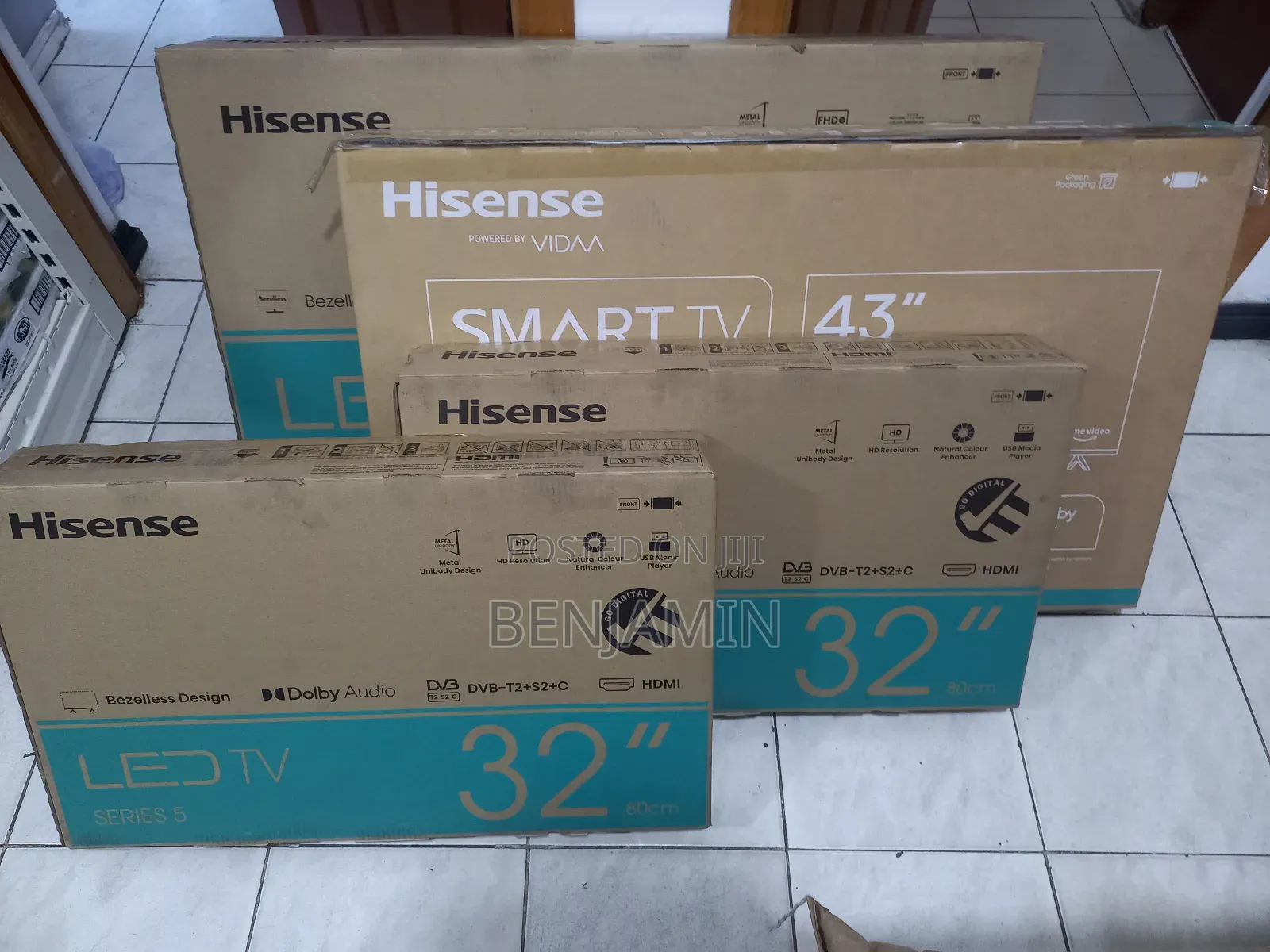 Hisense 32" Digital Satellite Tv