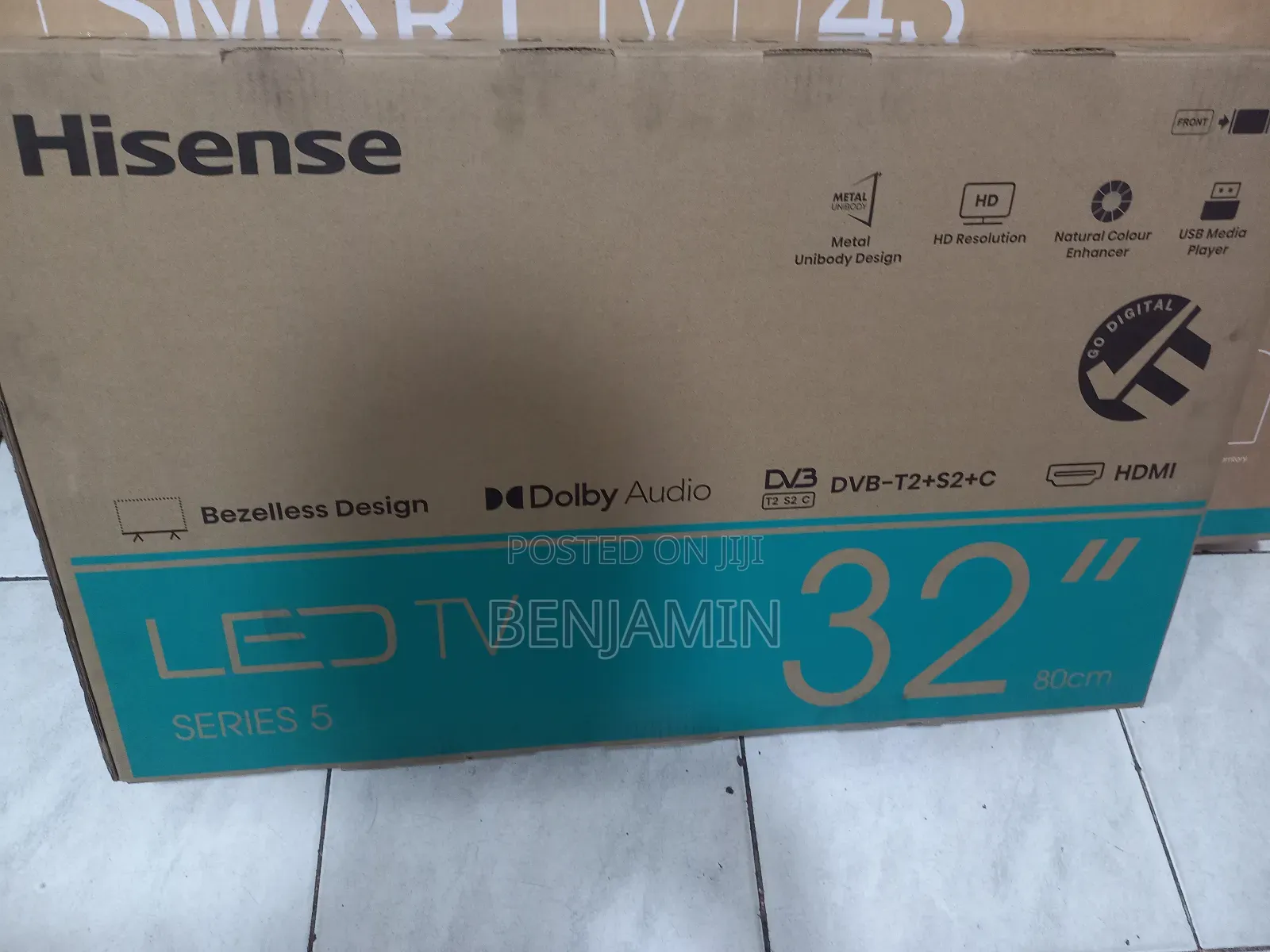 Hisense 32" Digital Satellite Tv