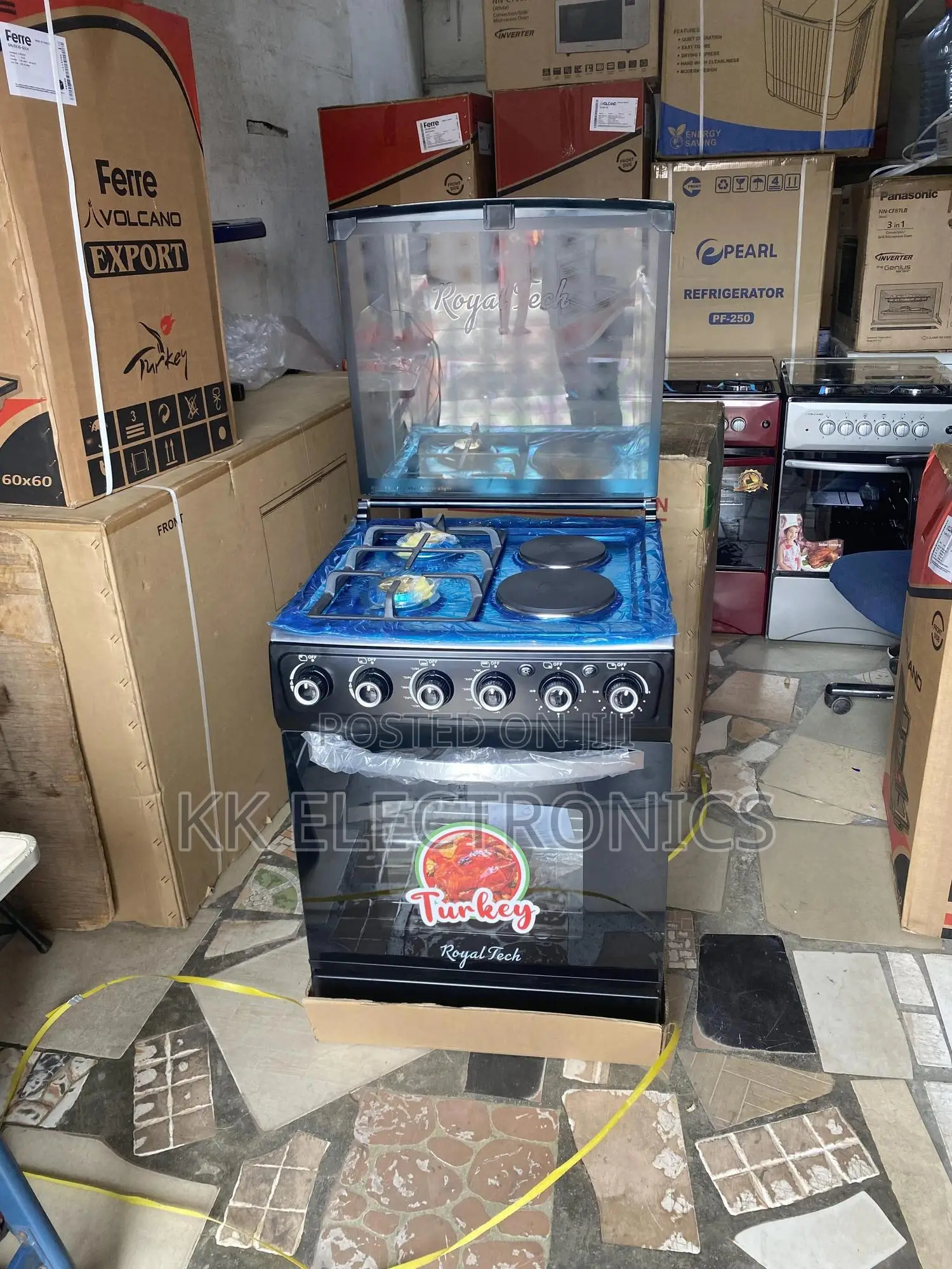Quality Royal Tech 2 Electric 2 Gas Burners Cooker in Accra