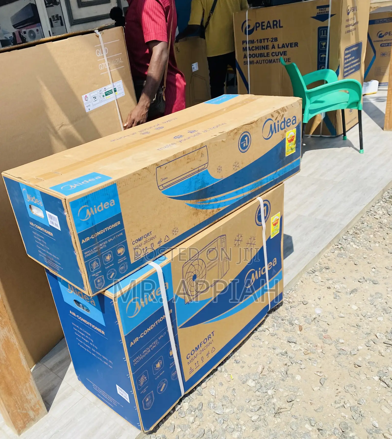 Sleek Midea R410 Split Air Conditioner(1.5hp)MSAF-12crn1