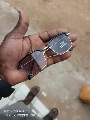 Photochromic Rectangle Eyeglasses For Men Women