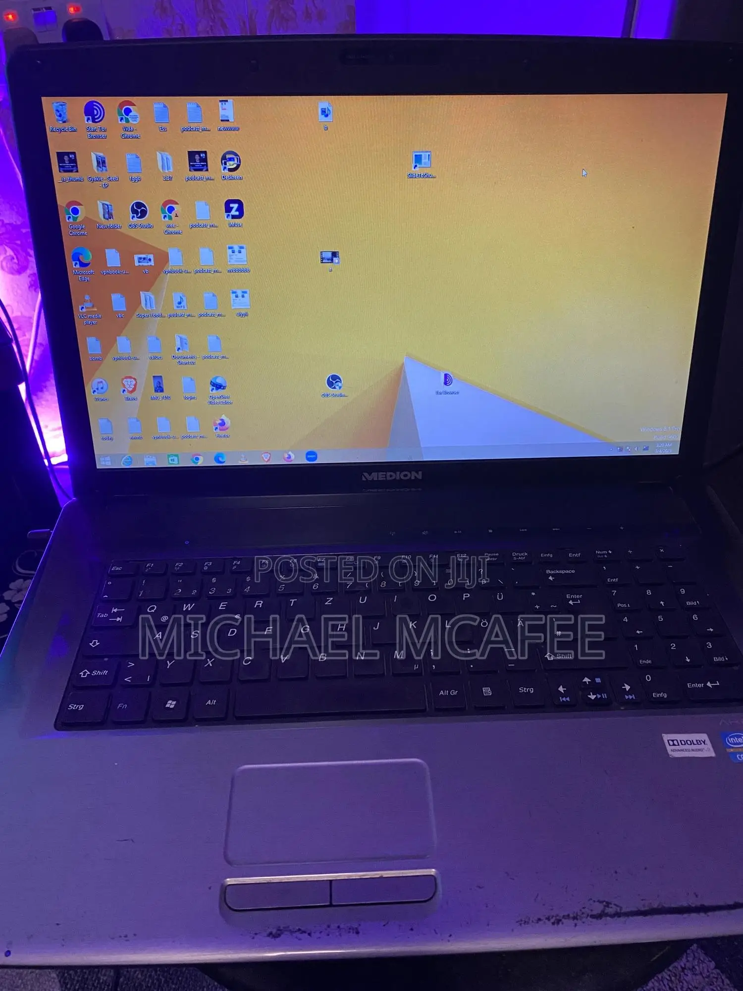 Laptop Medion 4GB Intel Core I3 HDD 700GB