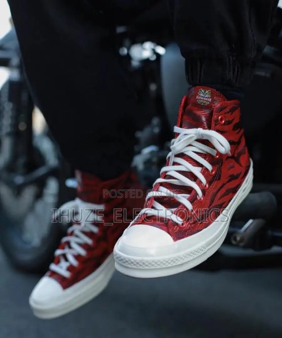 Converse Chuck 70 Hi Year of the Tiger Red (Size 41-44)
