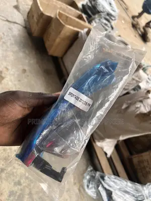 Kia Sportage 2012 Door Handle Out Side ( One Side )