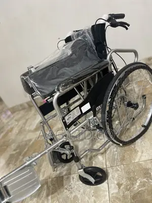 Wheelchair With Headrest