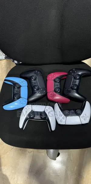 Playstation 5 Controllers