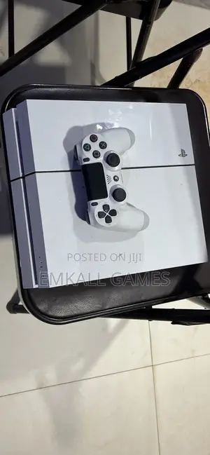 Playstation 4 Standard