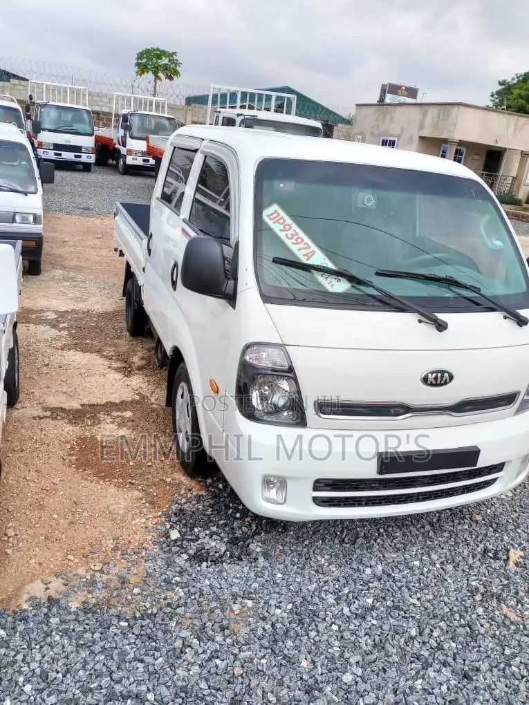2015 Kia Bongo Double Cabin. Manual