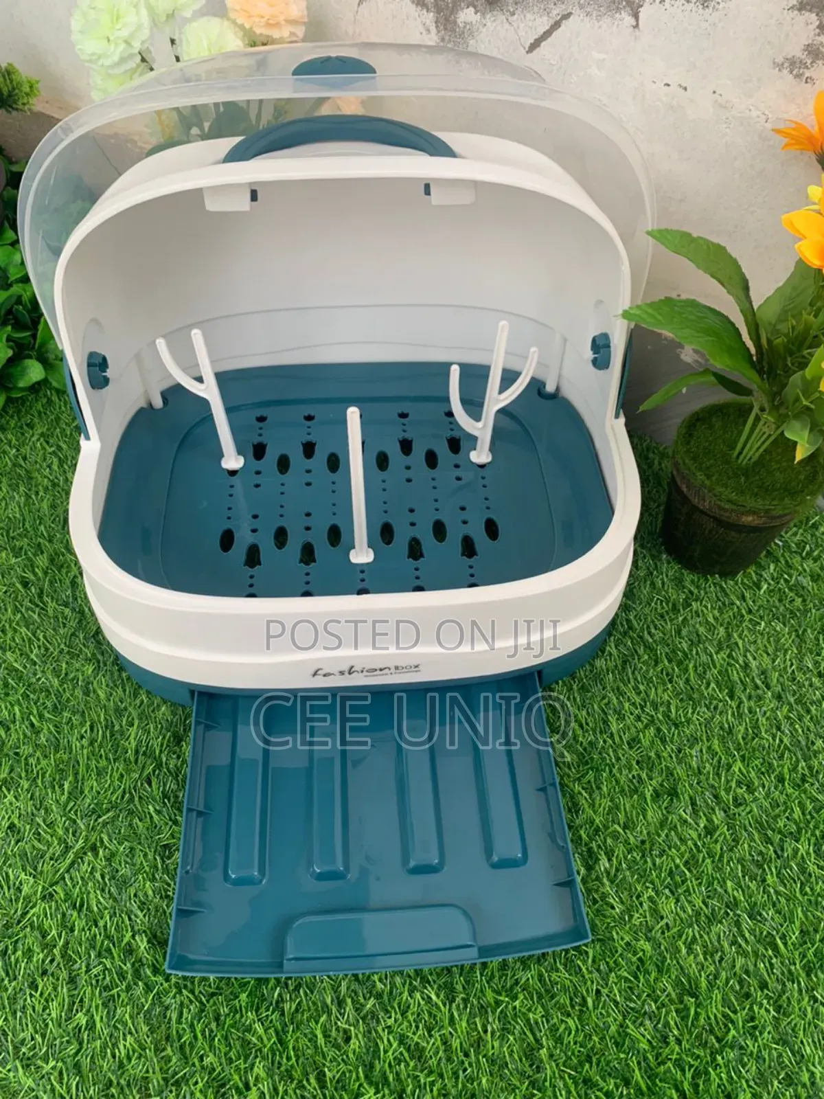 Beautiful Baby Bottle Rack With Cover