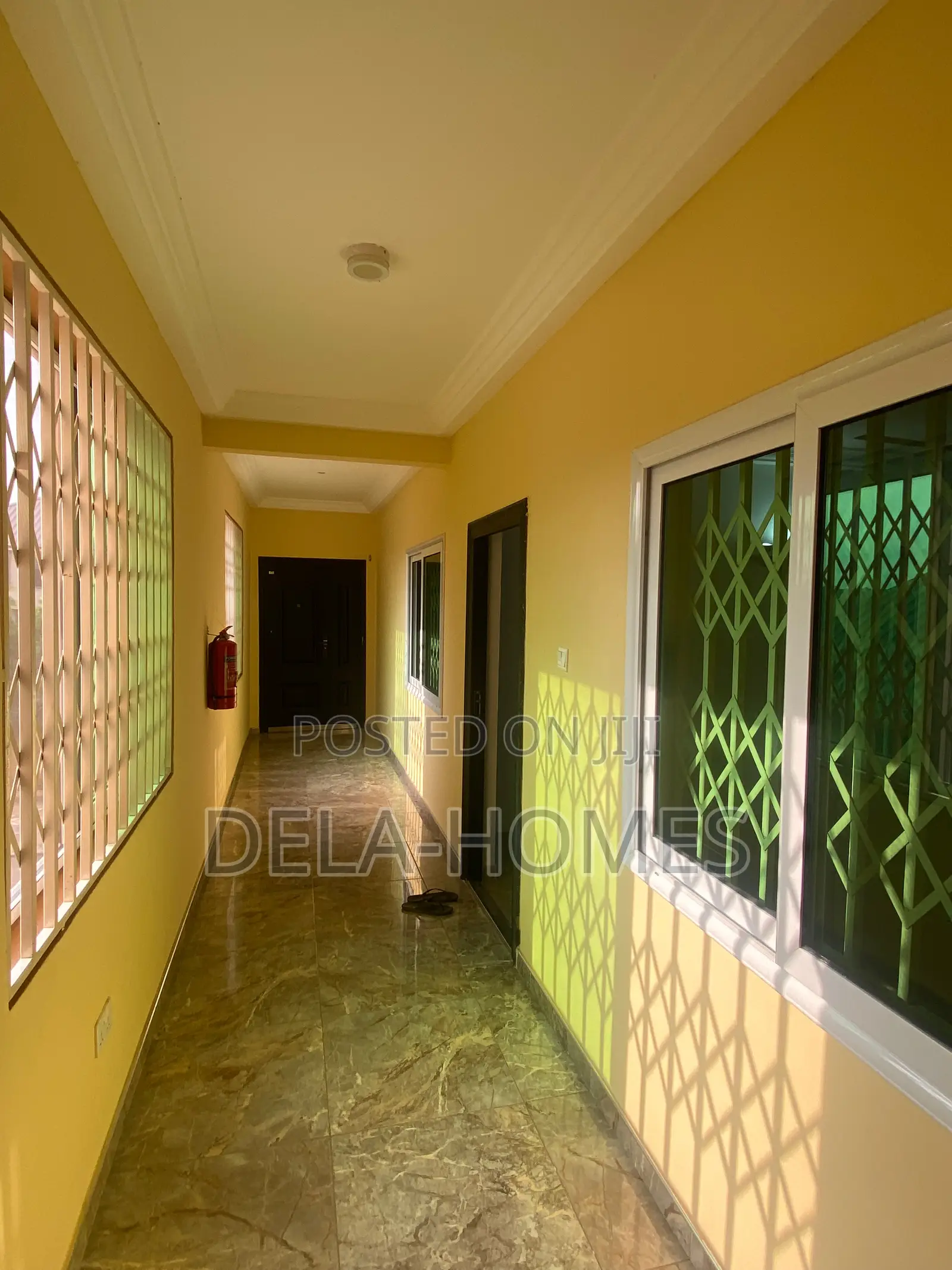 Ex-Chamber N Hall Sc for Rent at Adenta.