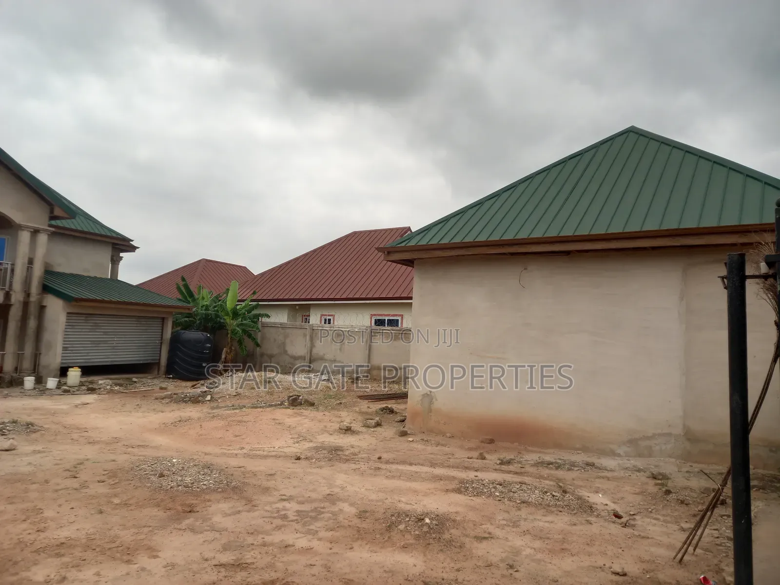 7bdrm House in Abrepo Asubonten, Kumasi Metropolitan for sale