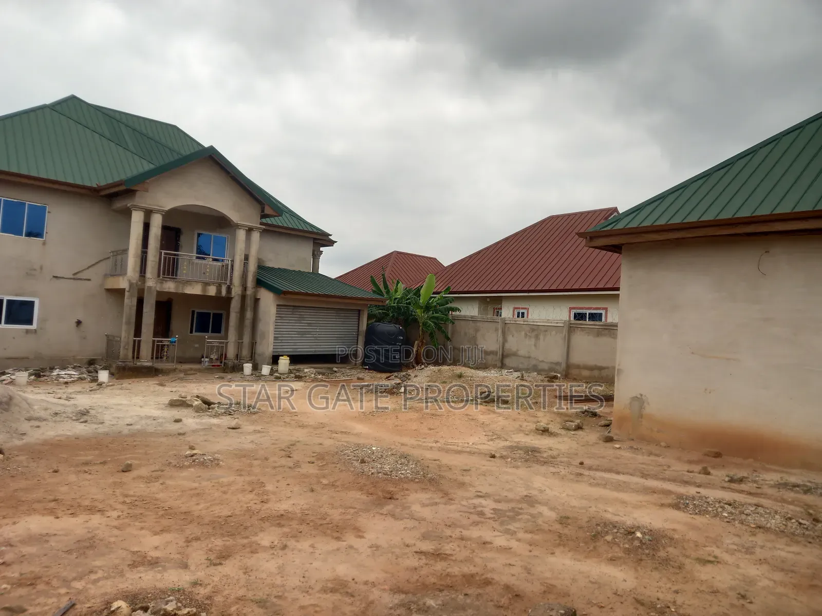 7bdrm House in Abrepo Asubonten, Kumasi Metropolitan for sale