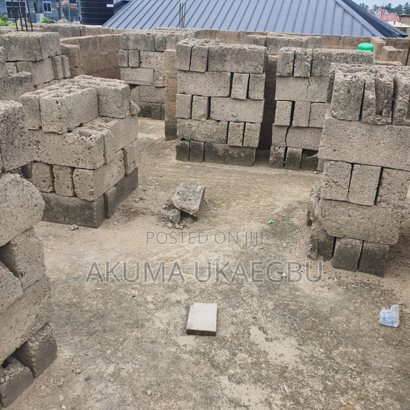 4bdrm House in Kotoku Amansana, Pokuase for sale