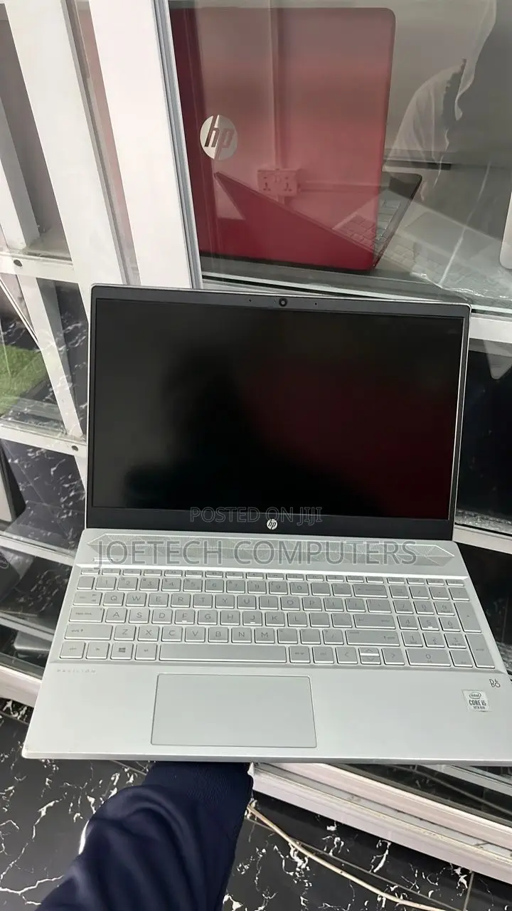 Laptop HP Pavilion 15 12GB Intel Core I5 HDD+SSD 1T