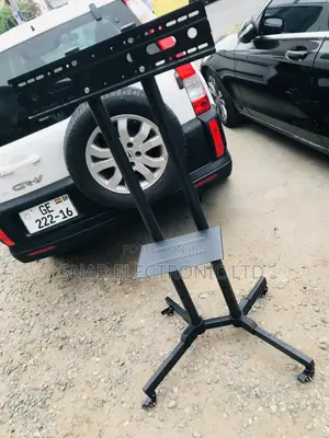 Quality Mobile TV Stand Rolling Movable for Most 32"-70