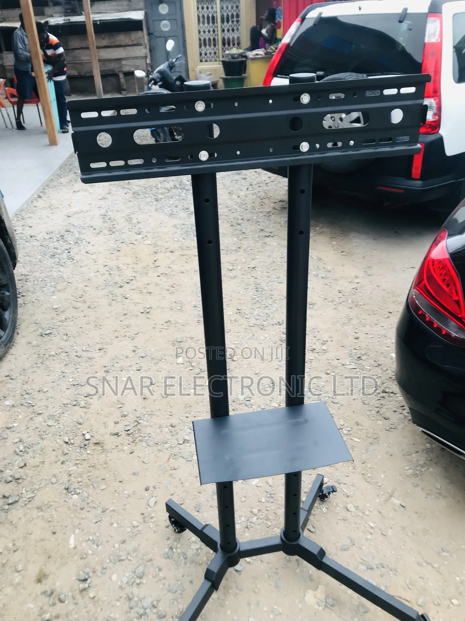 Bestselling Mobile TV Stand Rolling Movable for Most 32"-70