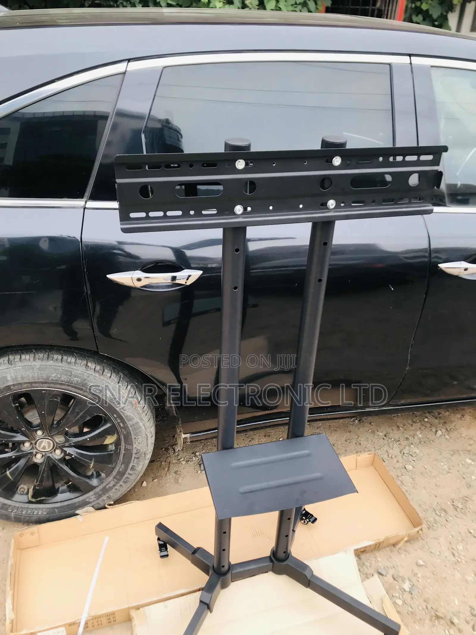 Highly Powerful Mobile TV Stand Rolling Movable for 32"-70