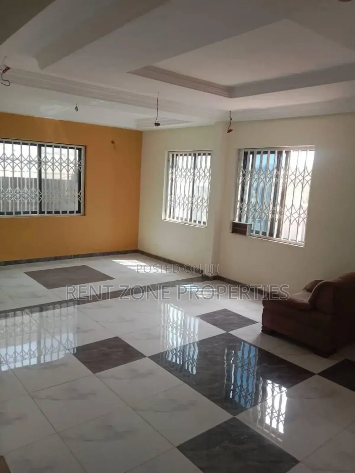 4bdrm Maisonette in Amasaman for rent