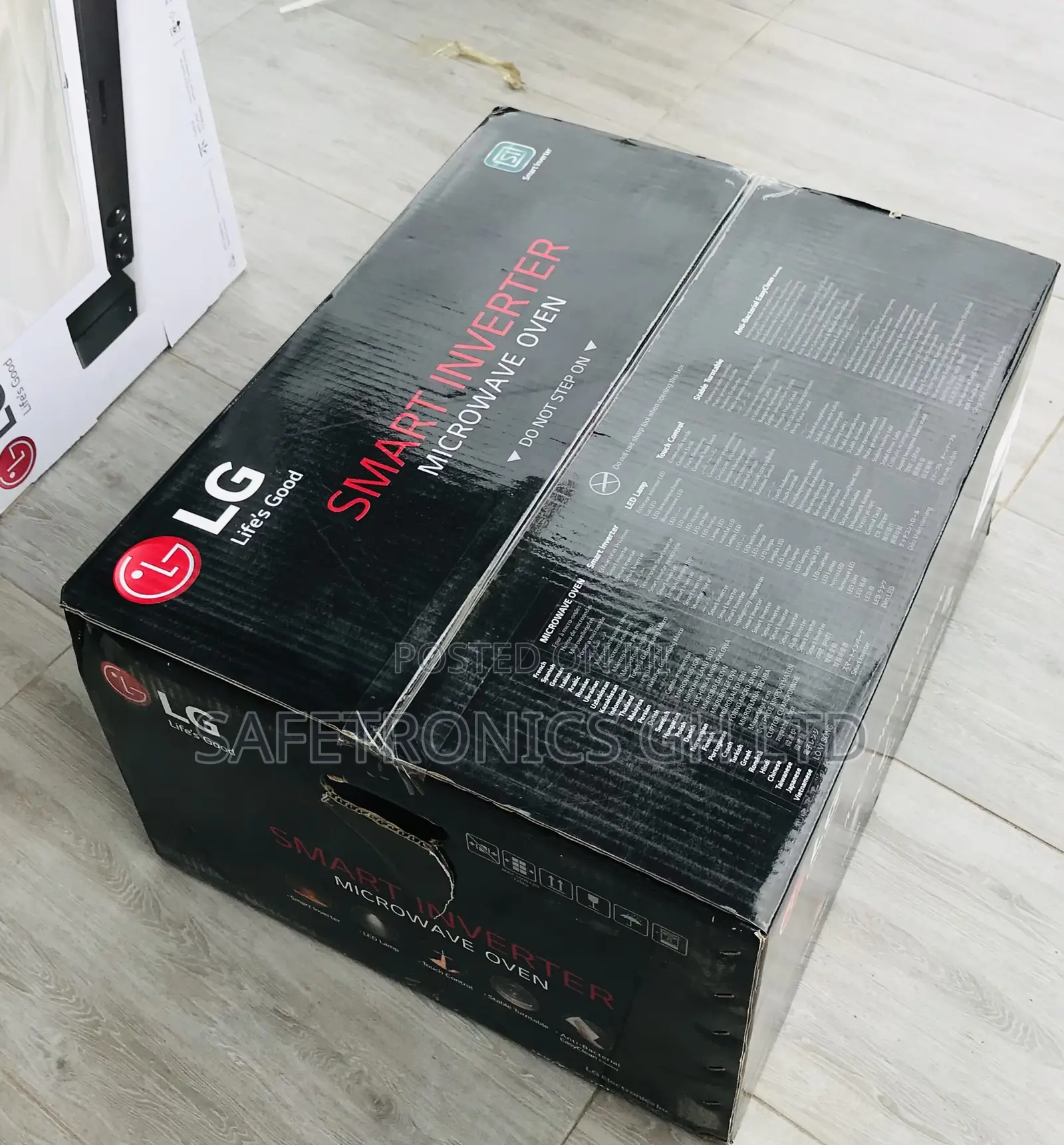 42L Countertop LG Smart Invertor LG (Black) MH8265CIS 
